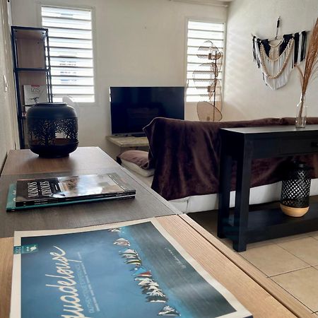 Appartement Cosy En Ville Baie-Mahault Zewnętrze zdjęcie